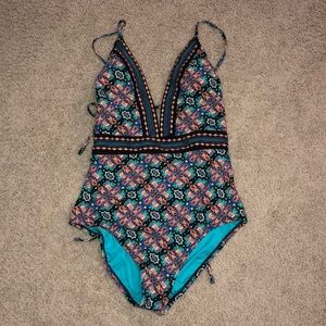 One piece swimsuit